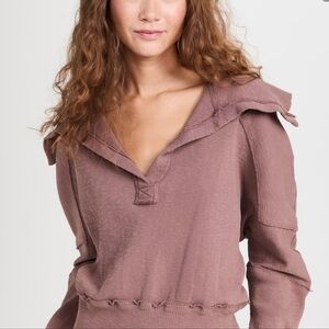 Free People Large pullover in Mulberries